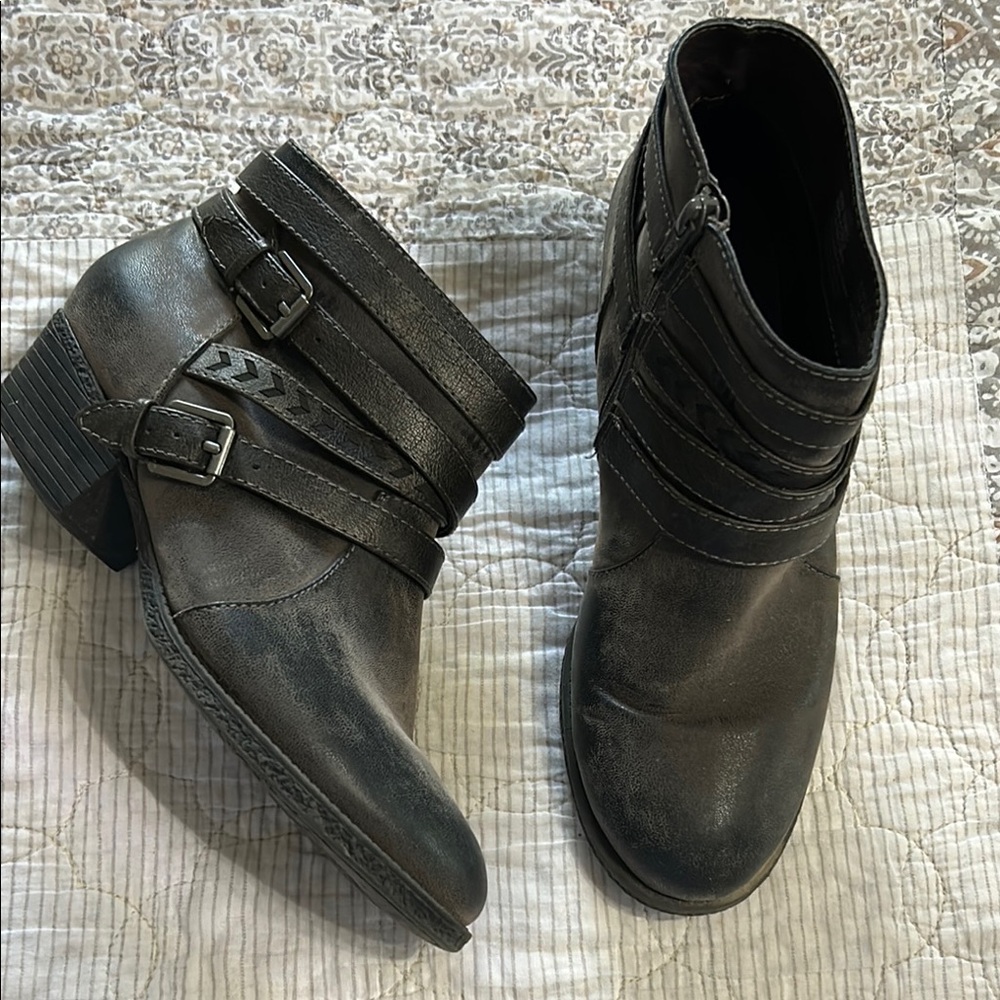 Stylish Black Ankle Boots